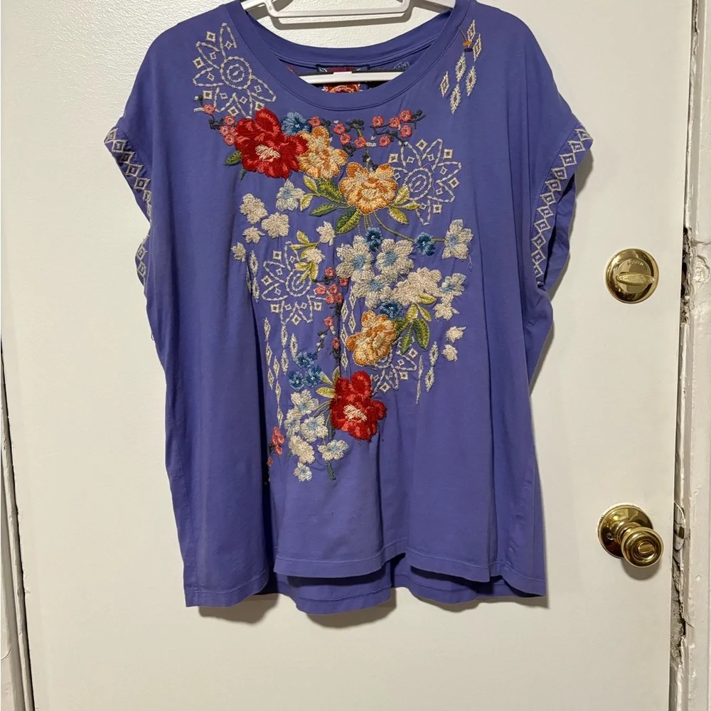 Johnny Was light purple Josephine relaxed Floral Embroidered Short Sleeve Top - Picture 2 of 10